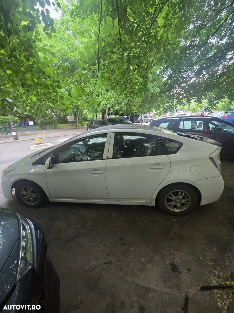 Toyota Prius HSD Luna - 9