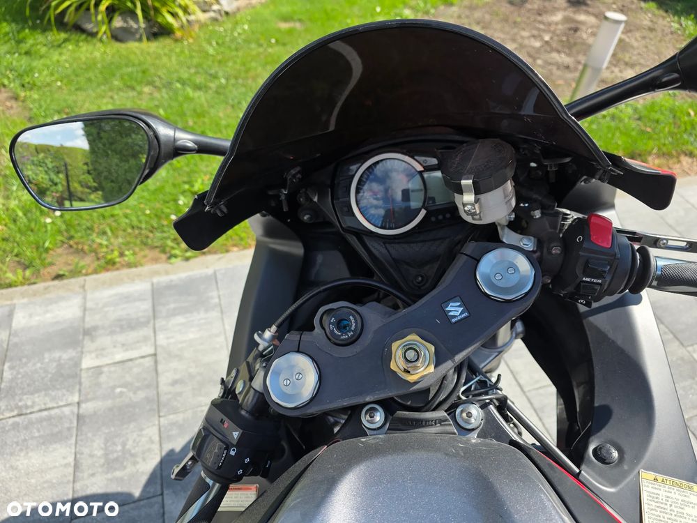 Suzuki GSX-R - 7