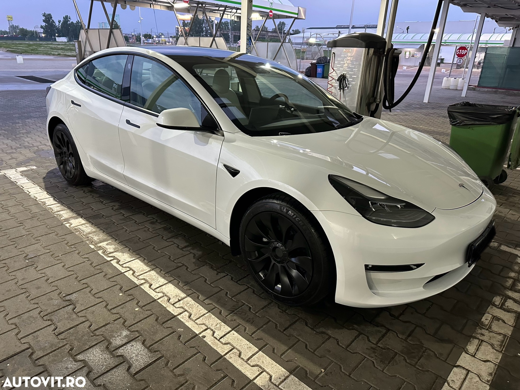 Tesla Model 3 AWD Long Range - 2