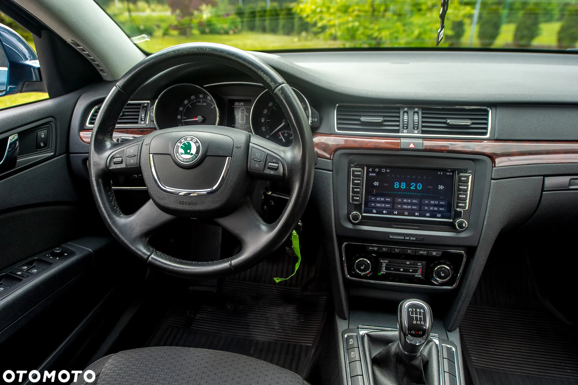Skoda Superb Combi 2.0 TDI Exclusive - 23