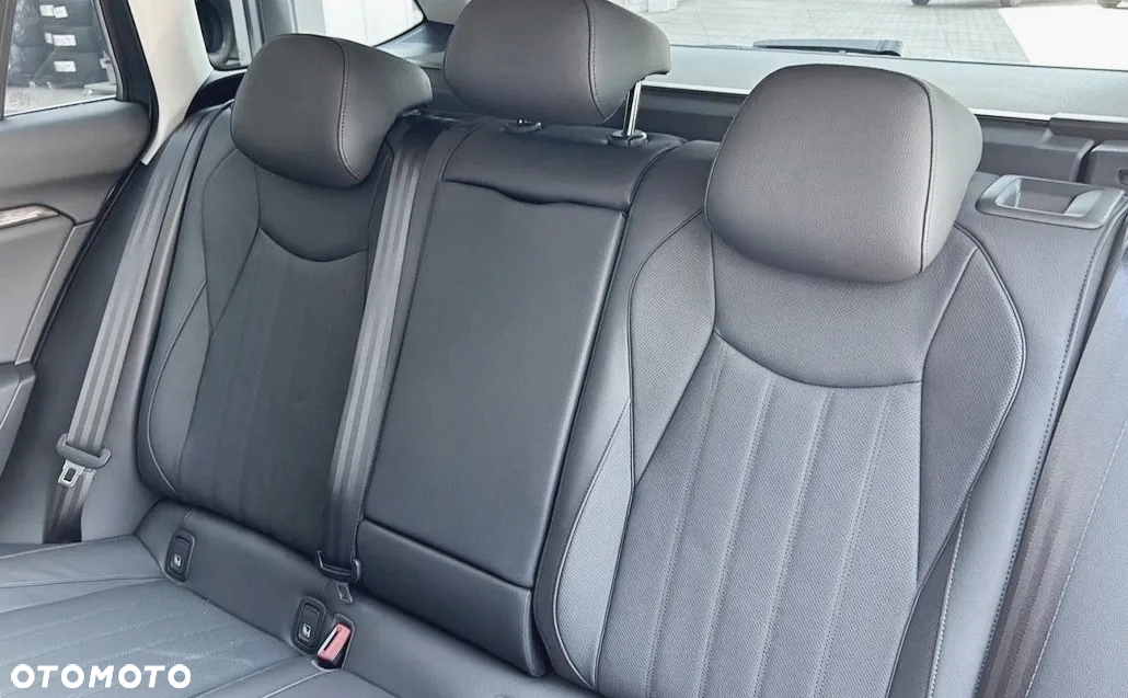 Skoda Superb 2.0 TSI L&K DSG - 6