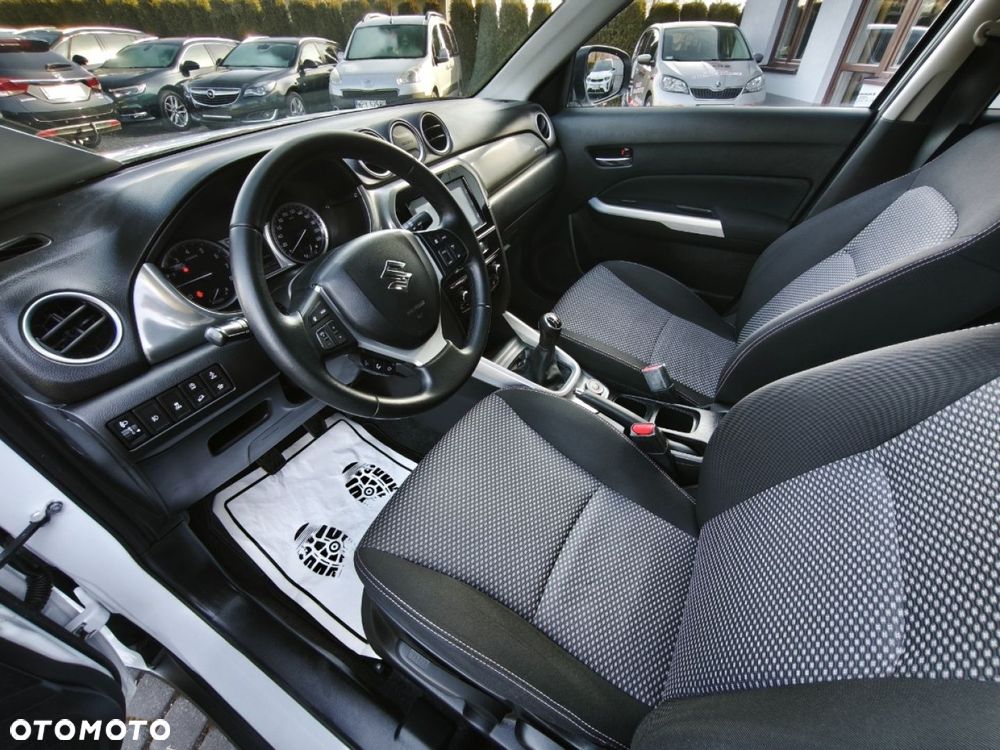 Suzuki Vitara - 7