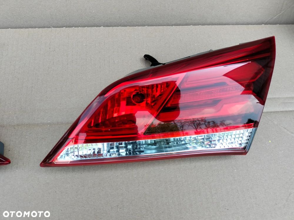 HYUNDAI i40 LIFT sedan 2016 LAMPA LEWA W KLAPĘ LED - 6