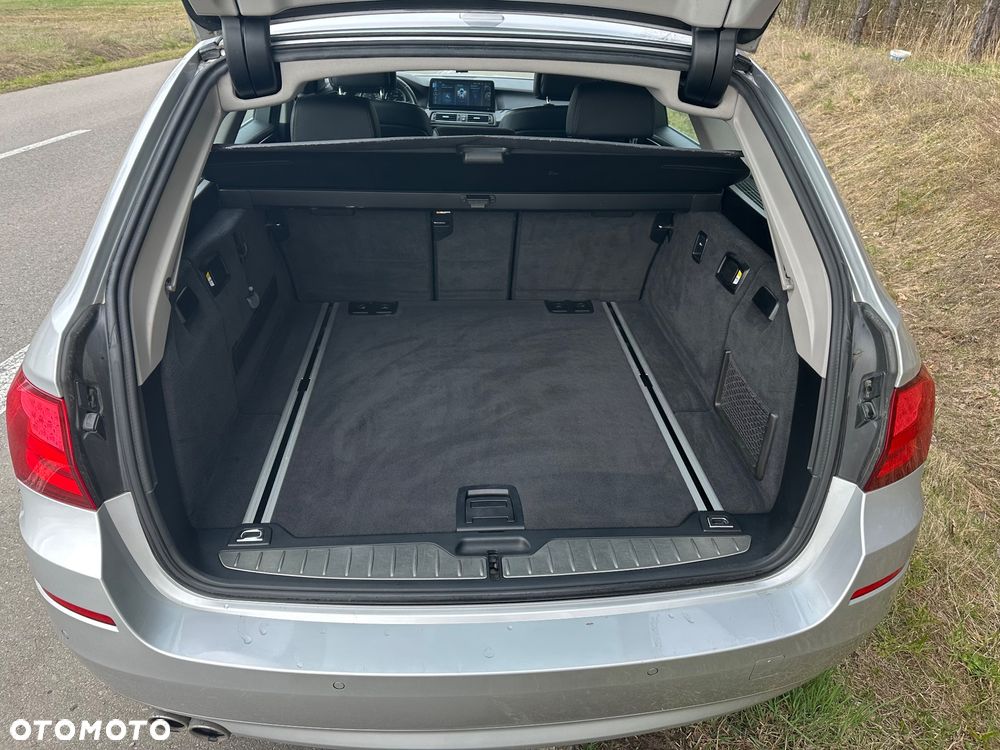 BMW Seria 5 520d Luxury Line - 10