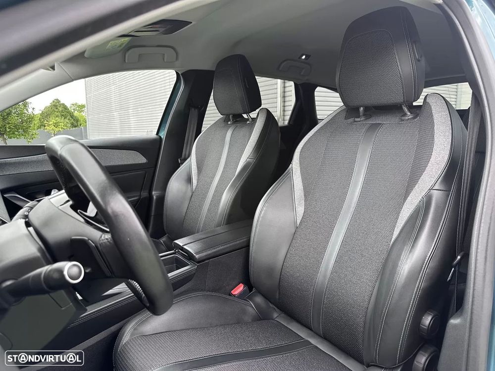 Peugeot 308 SW 1.2 PureTech Allure Pack EAT8 - 28