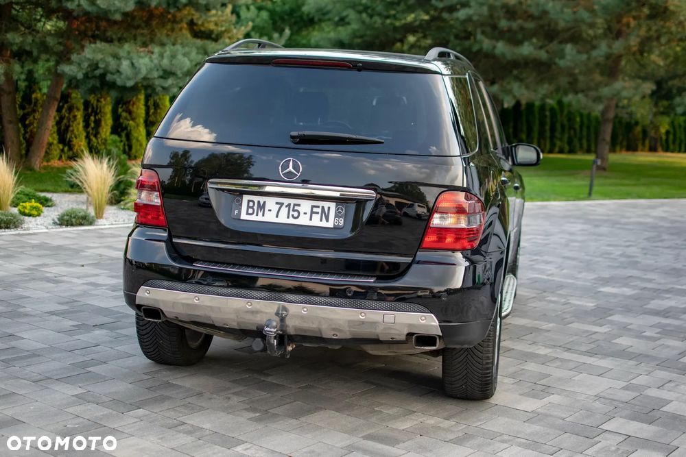 Mercedes-Benz ML 320 CDI 4Matic 7G-TRONIC DPF Edition 10 - 20