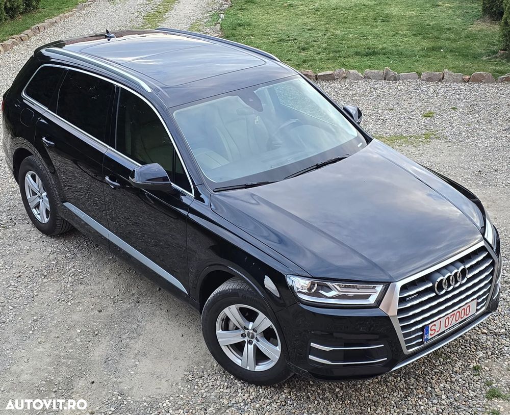 Audi Q7 - 1