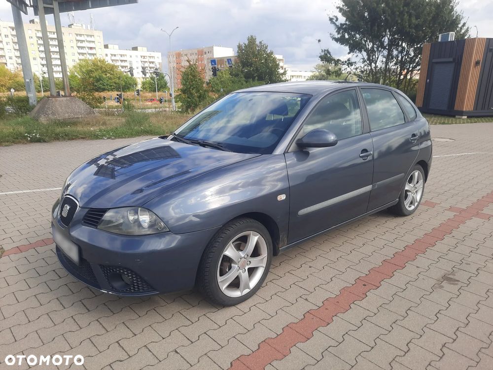 Seat Ibiza 1.4 16V Sport - 1
