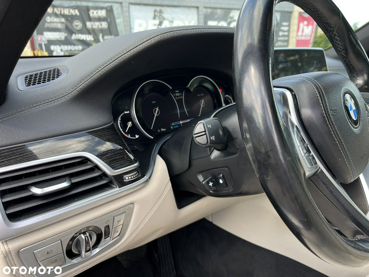 BMW Seria 7 740d xDrive - 12