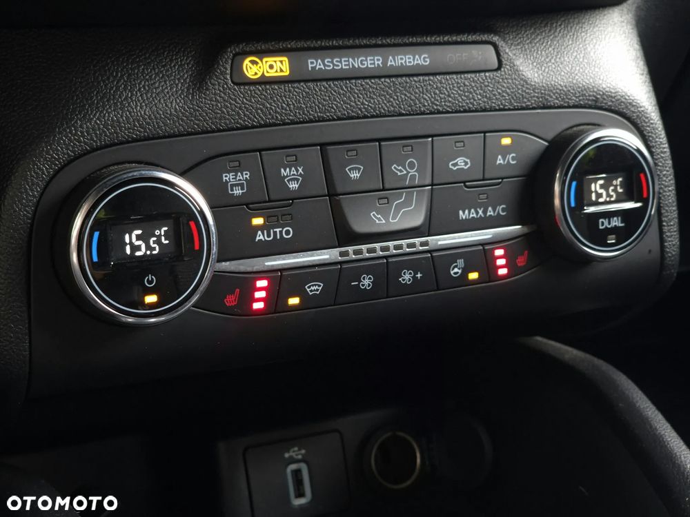 Ford Focus 2.0 EcoBlue STart-Stopp-System ST-LINE X - 30