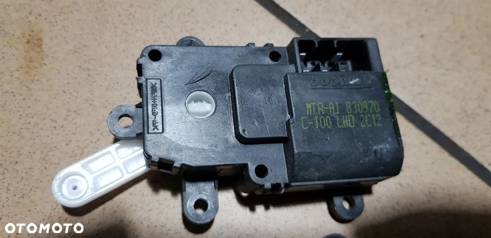 Chevrolet Captiva Lift Silniczek Nagrzewnicy - 2