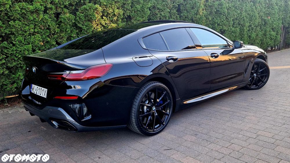 BMW Seria 8 - 34