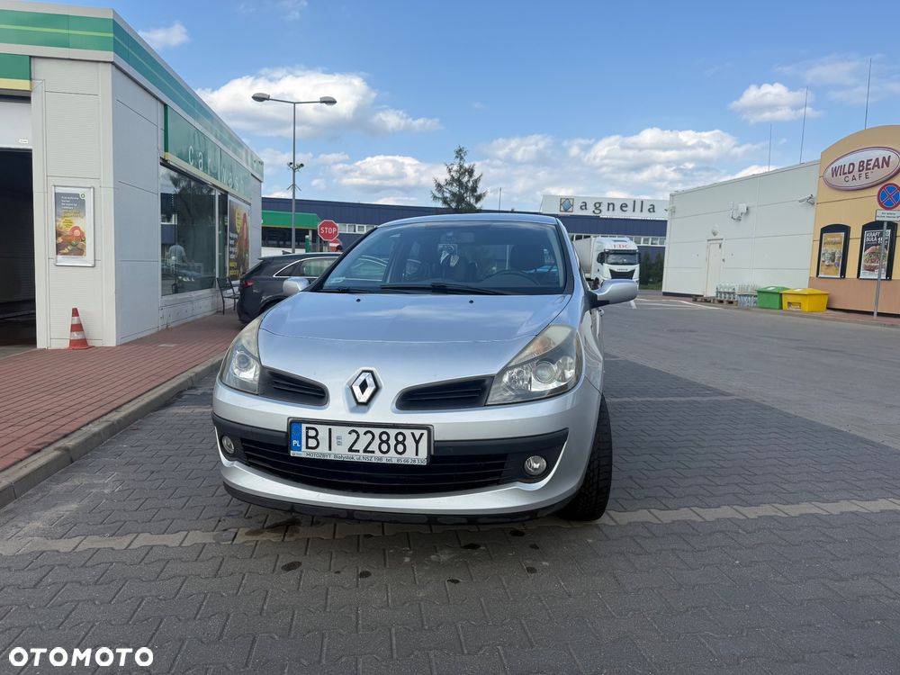 Renault Clio 1.6 16V Expression - 2