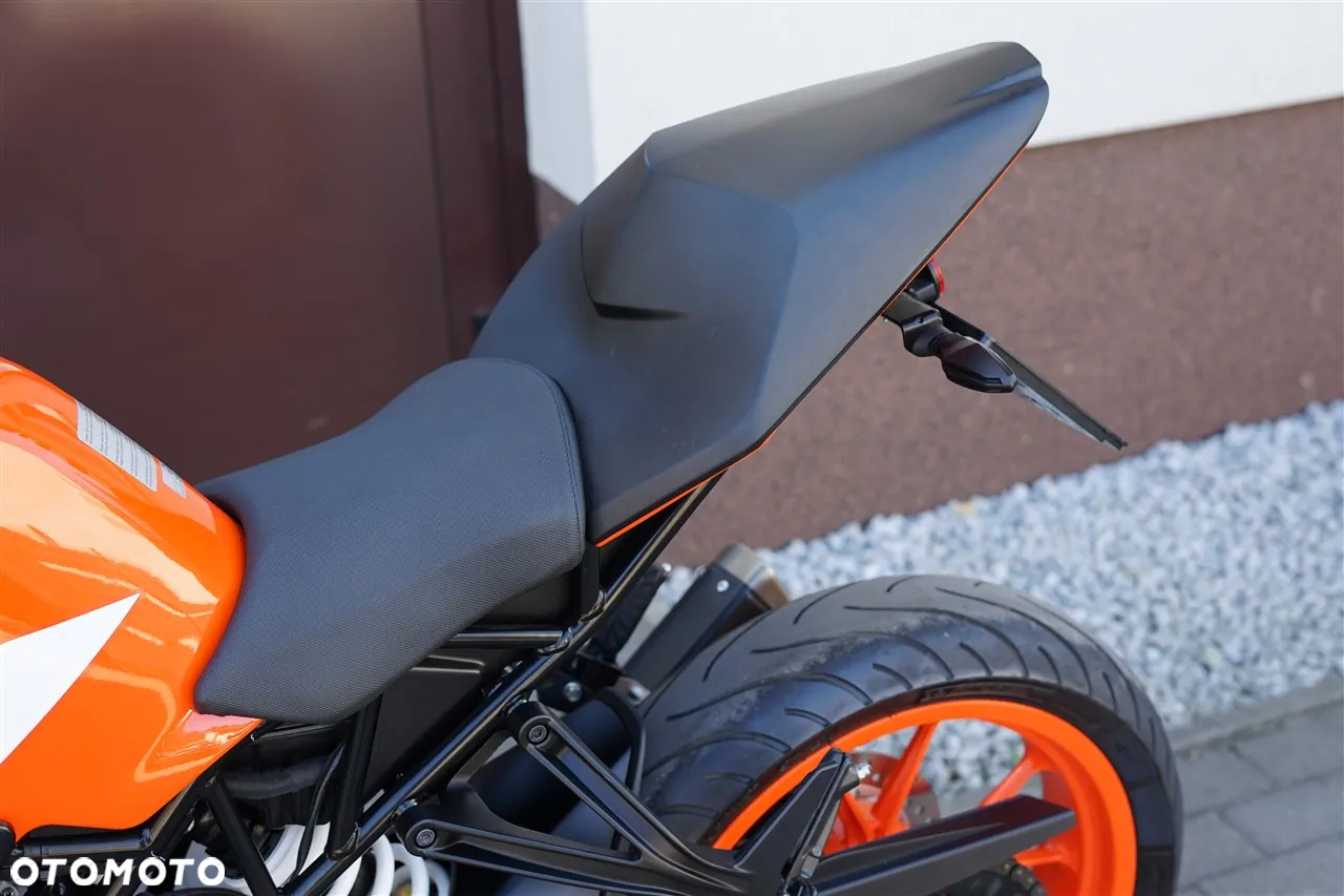 KTM RC 125 - 23