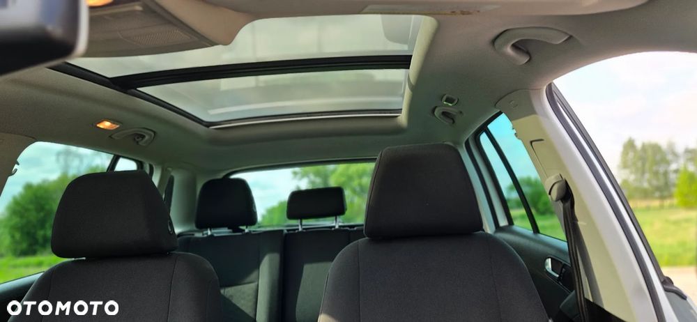 Volkswagen Tiguan - 14