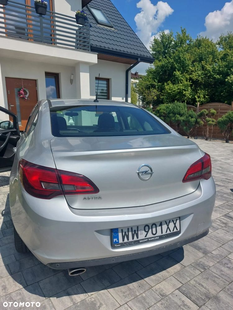 Opel Astra 1.4 T Active EU6 - 15