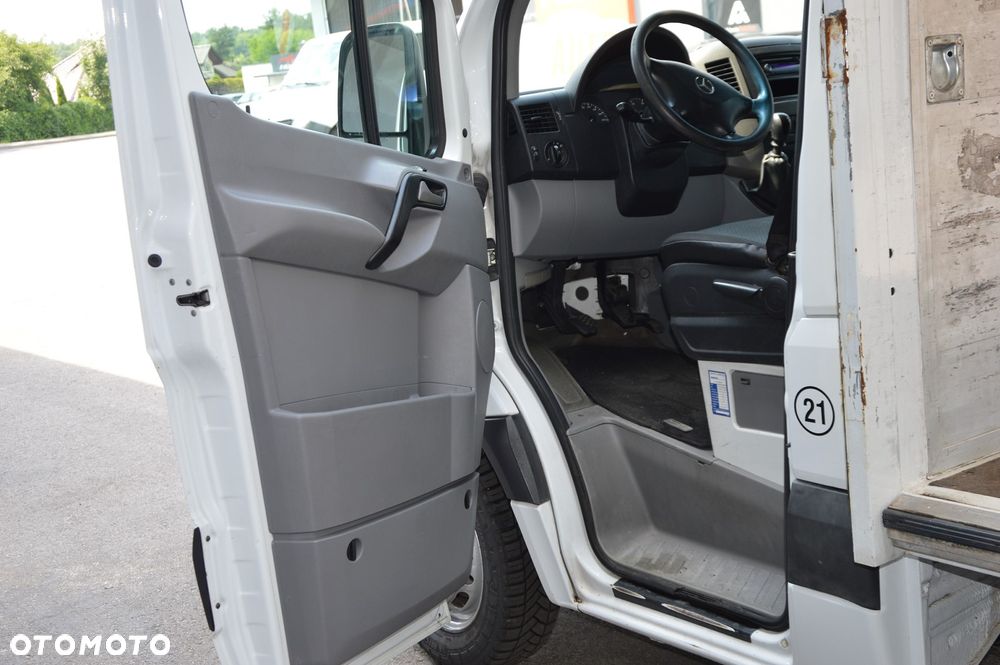 Mercedes-Benz SPRINTER 316 416 516 - 29