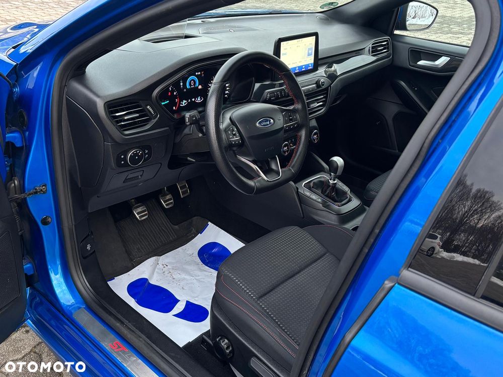 Ford Focus 1.0 EcoBoost Start-Stopp-System ST-LINE DESIGN - 7