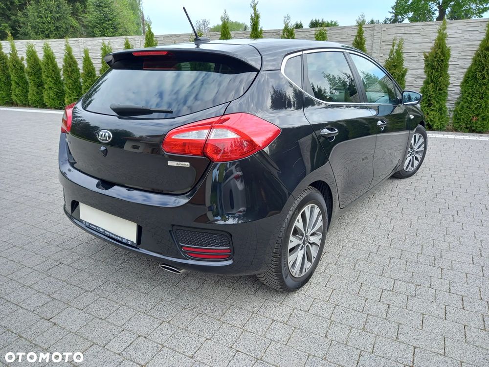 Kia Ceed 1.6 GDI Platinum Edition - 8