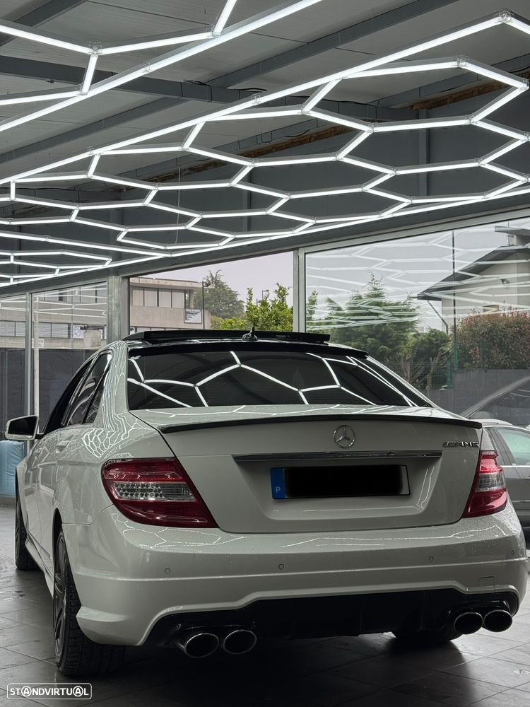 Mercedes-Benz C 250 - 16