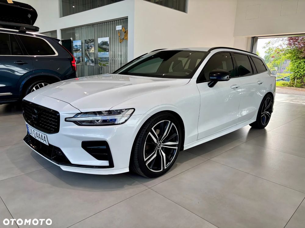 Volvo V60 D4 R-Design - 24