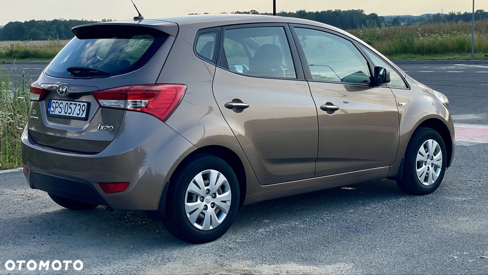 Hyundai ix20 - 3