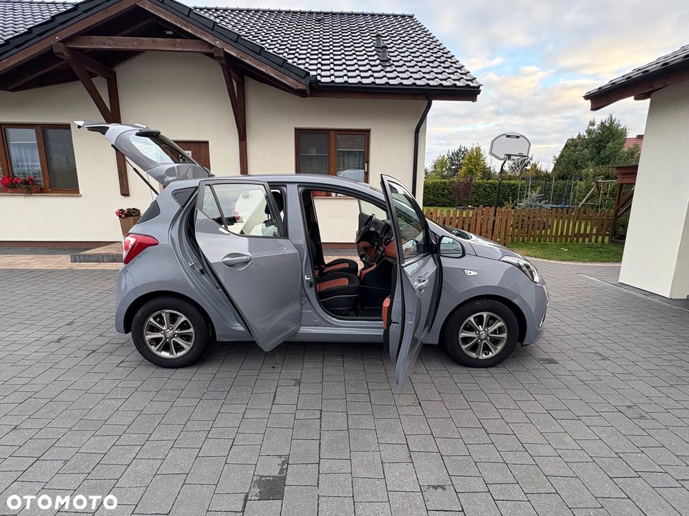 Hyundai i10 - 15