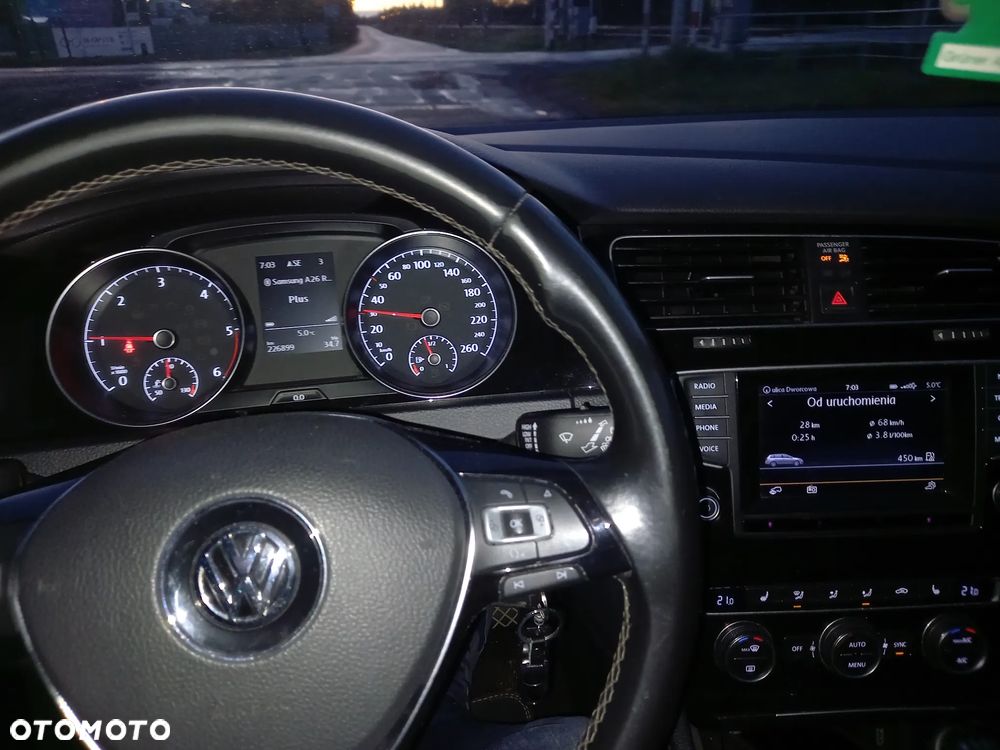 Volkswagen Golf 1.6 BlueTDI Cup - 8