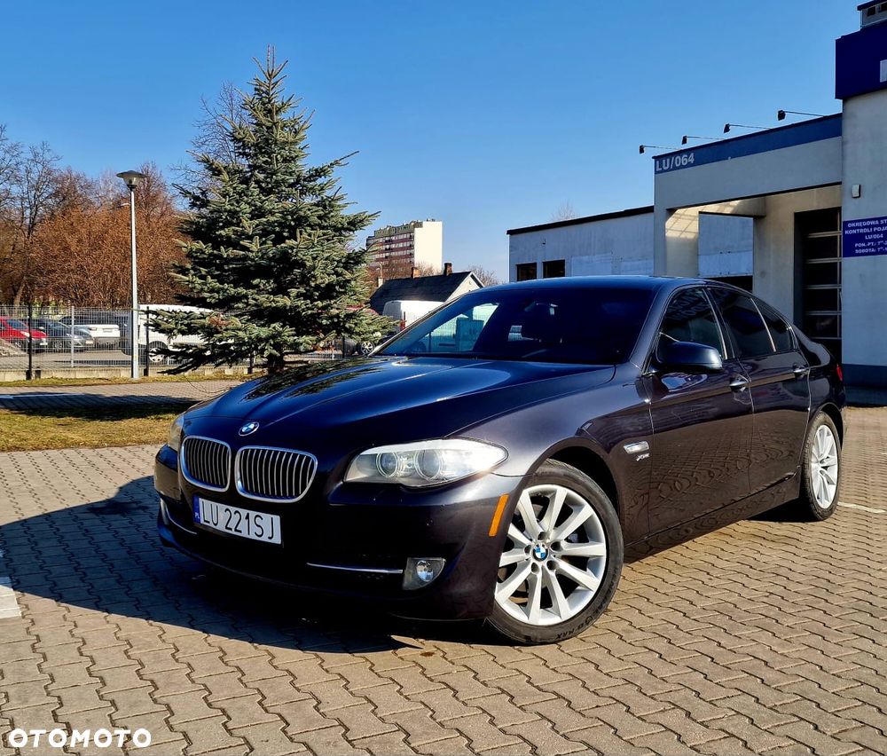 BMW Seria 5 528i xDrive Sport-Aut Luxury Line - 4