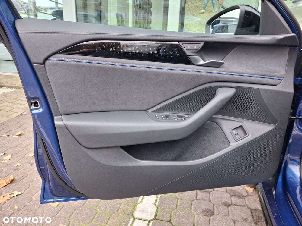 Volkswagen Passat - 11