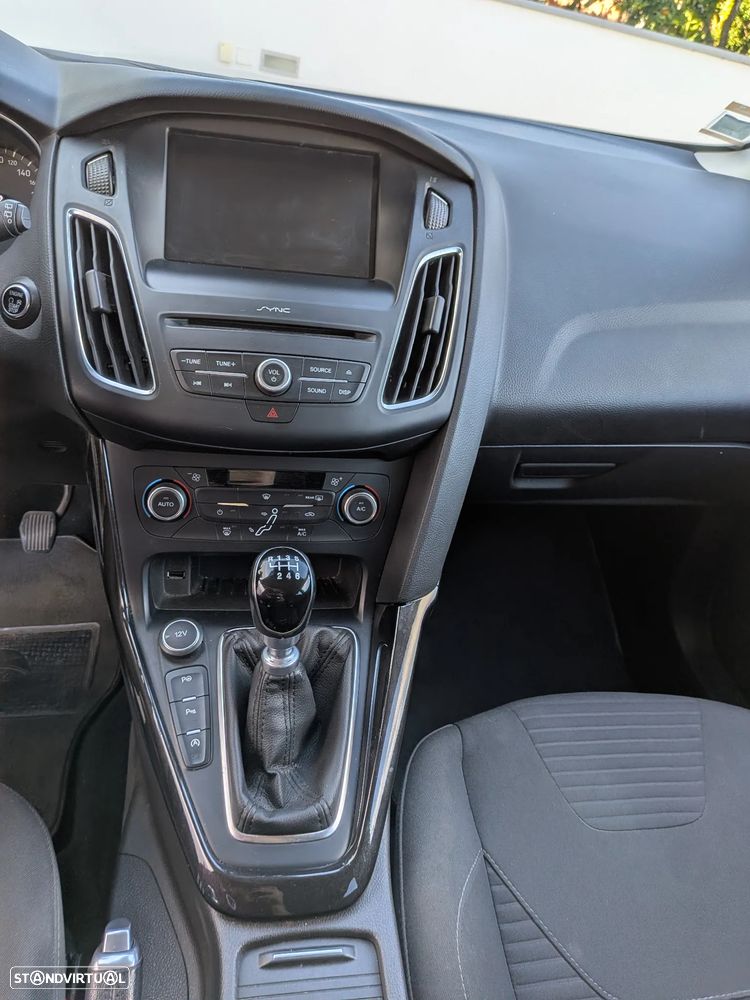 Ford Focus - 9