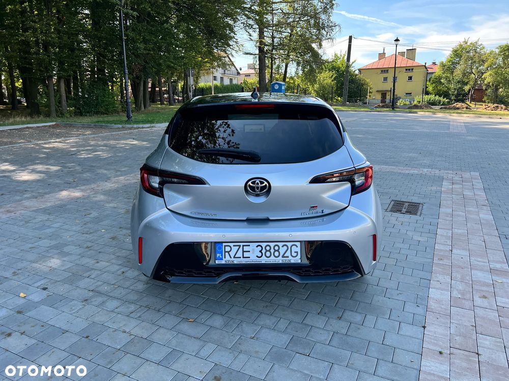 Toyota Corolla - 5