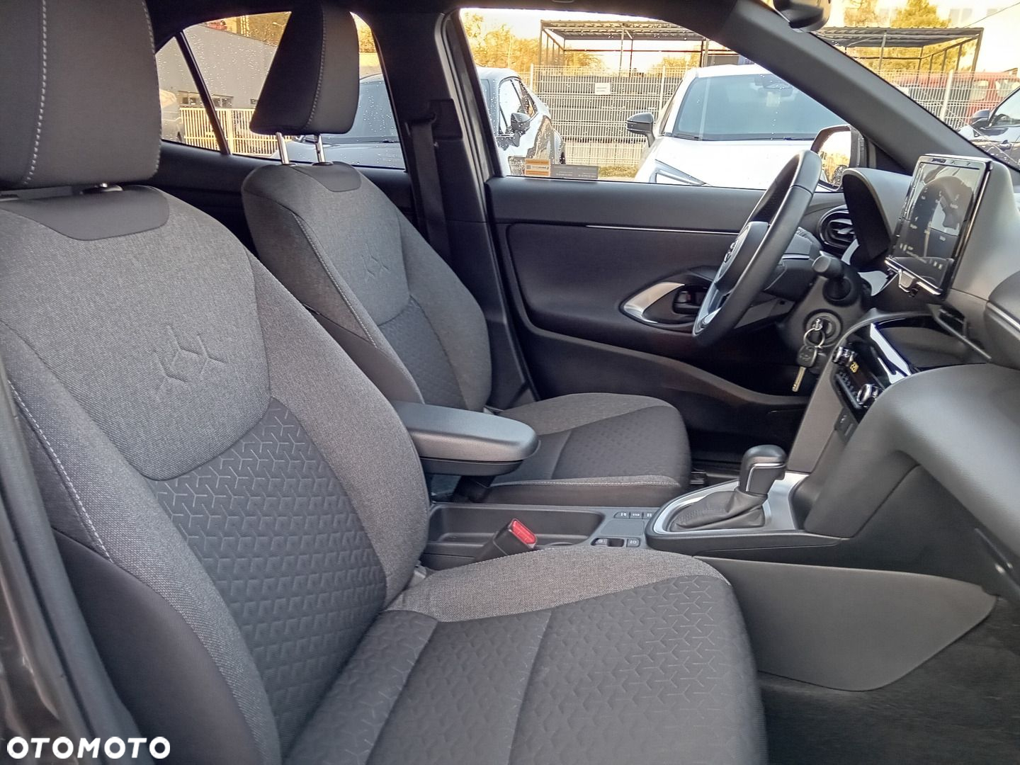 Toyota Yaris Cross - 30