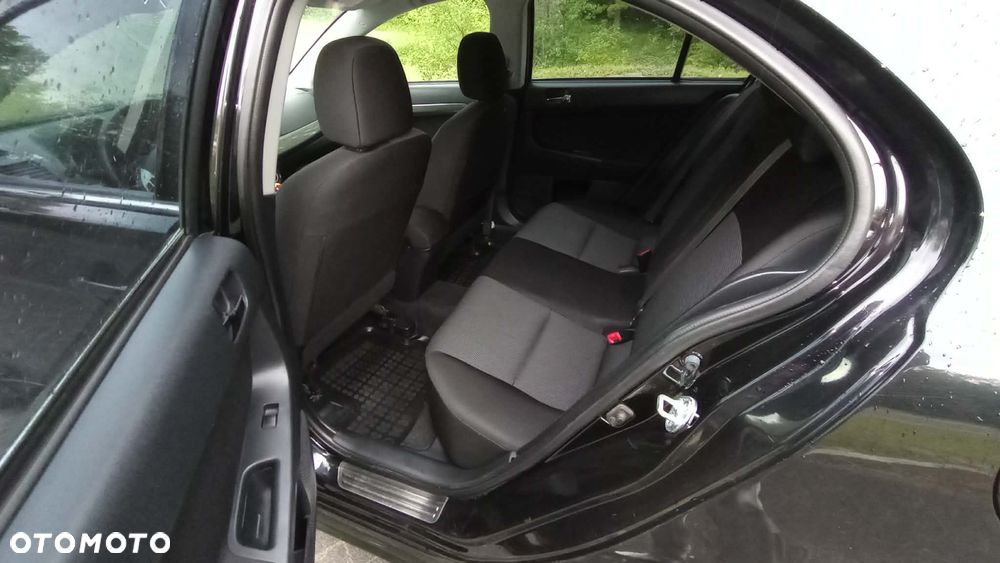 Mitsubishi Lancer 1.8 Instyle - 6
