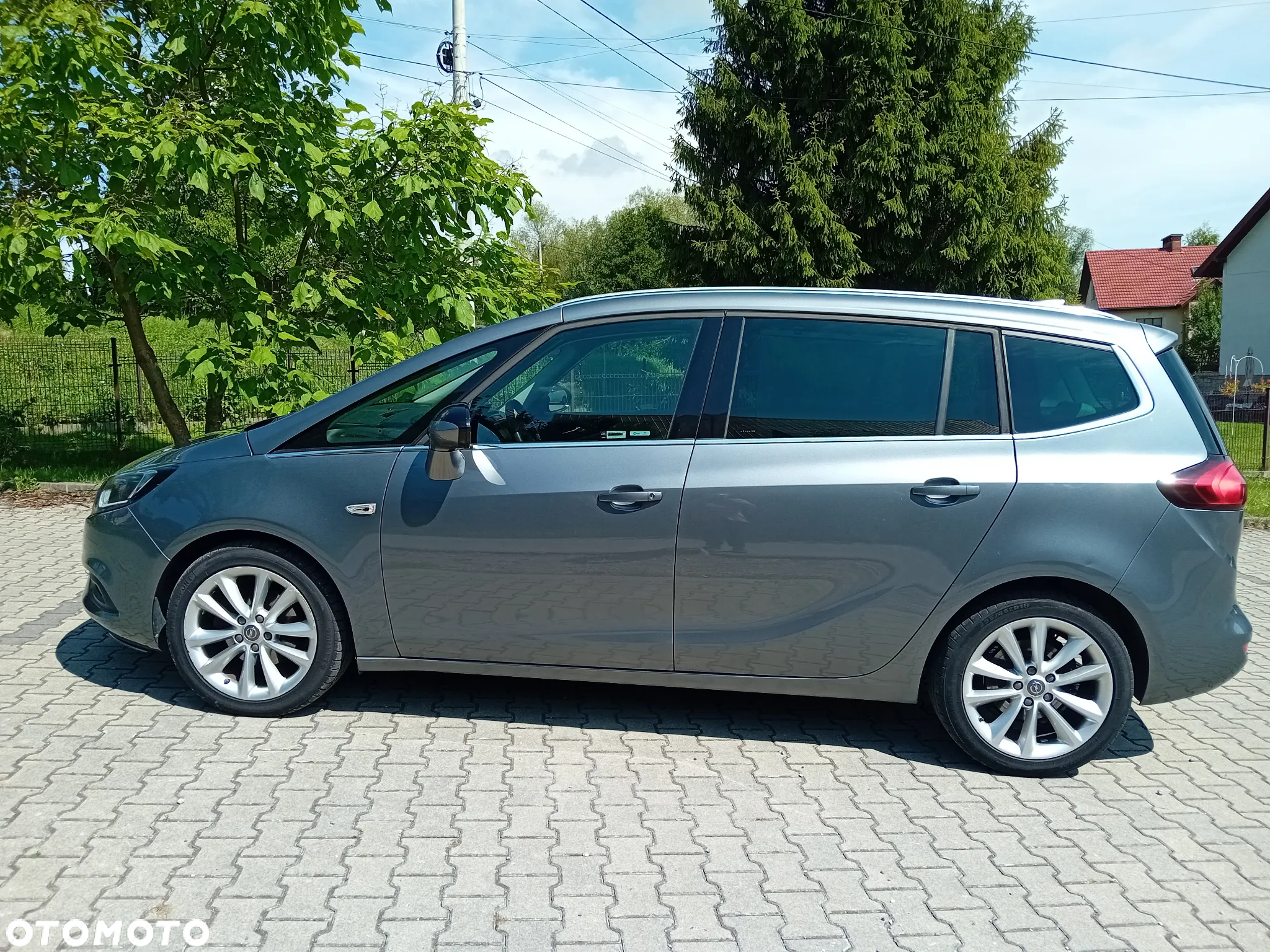 Opel Zafira - 11