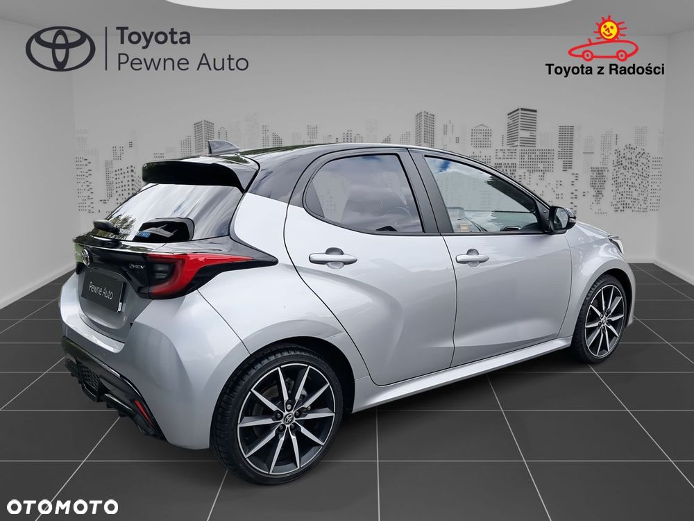 Toyota Yaris - 2