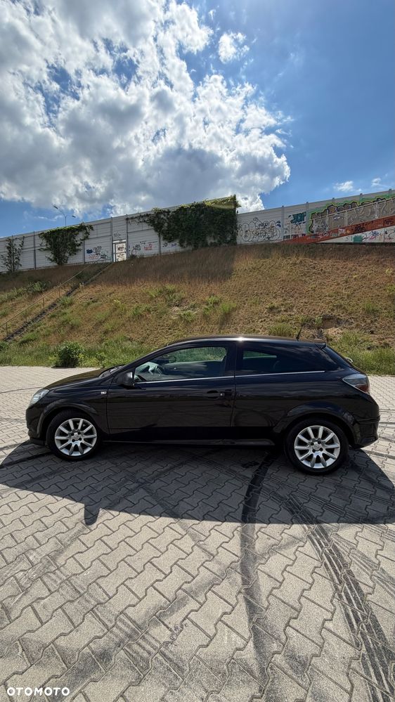 Opel Astra 1.4 - 8
