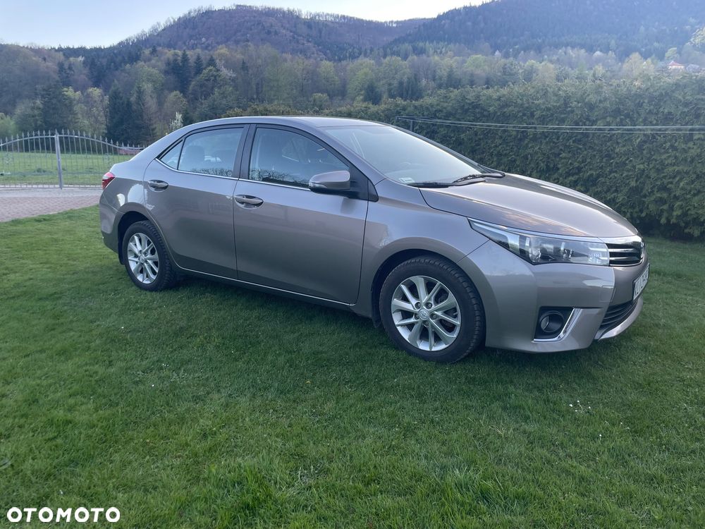 Toyota Corolla 1.6 Valvematic Life - 2