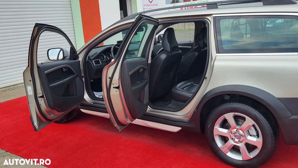 Volvo XC 70 - 36
