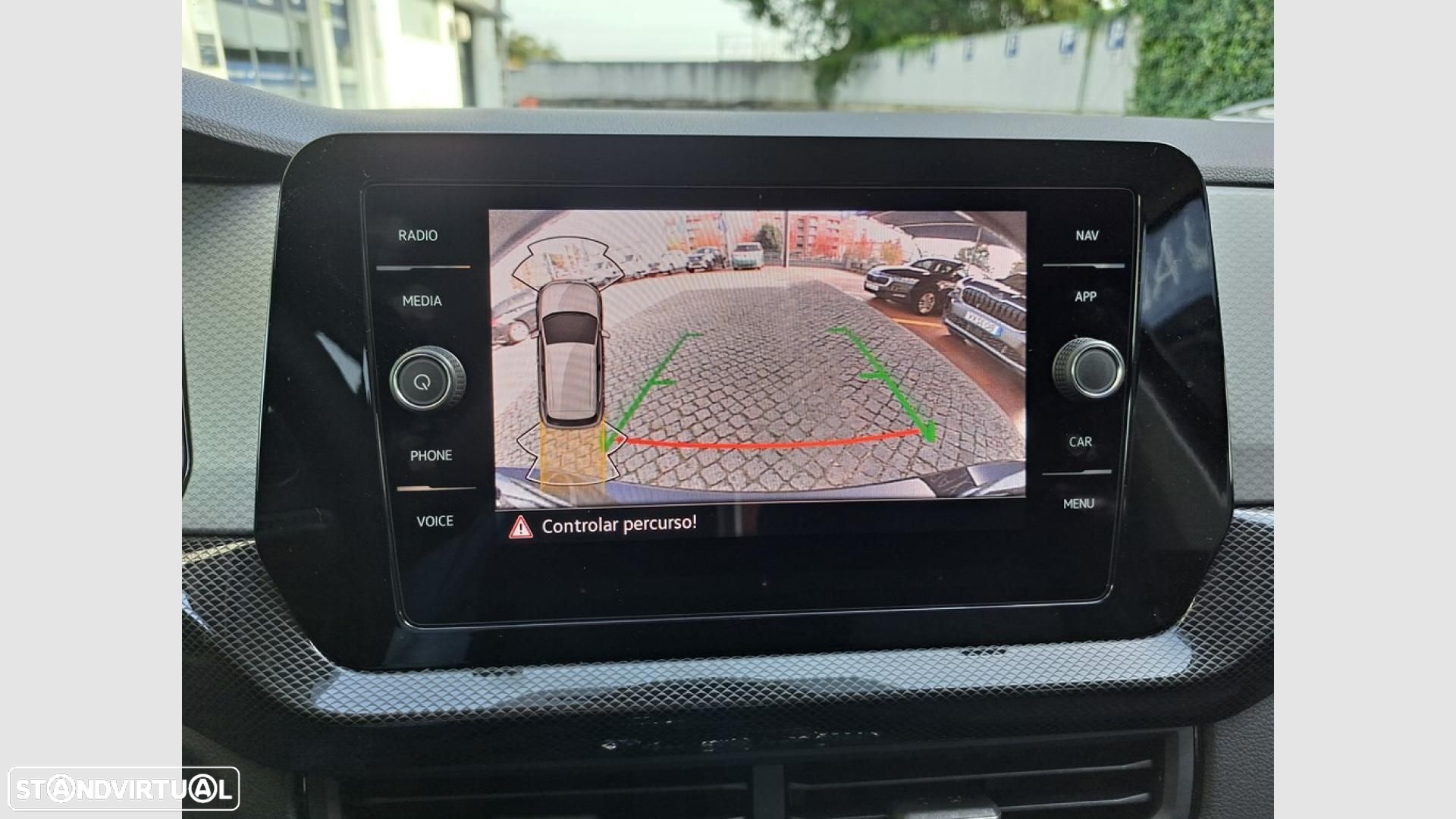 VW T-Cross - 13