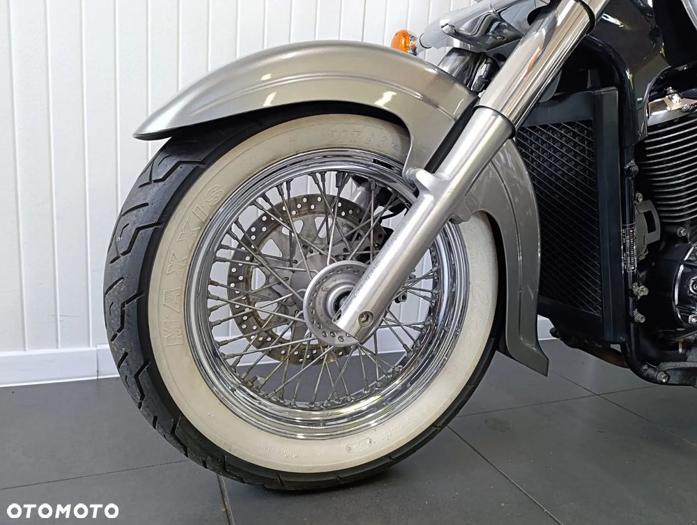 Suzuki VL 800 Volusia - 9