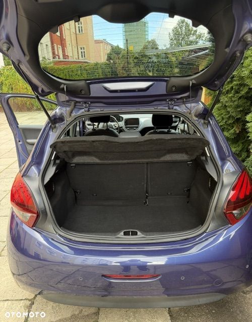 Peugeot 208 1.2 PureTech Allure S&S - 11