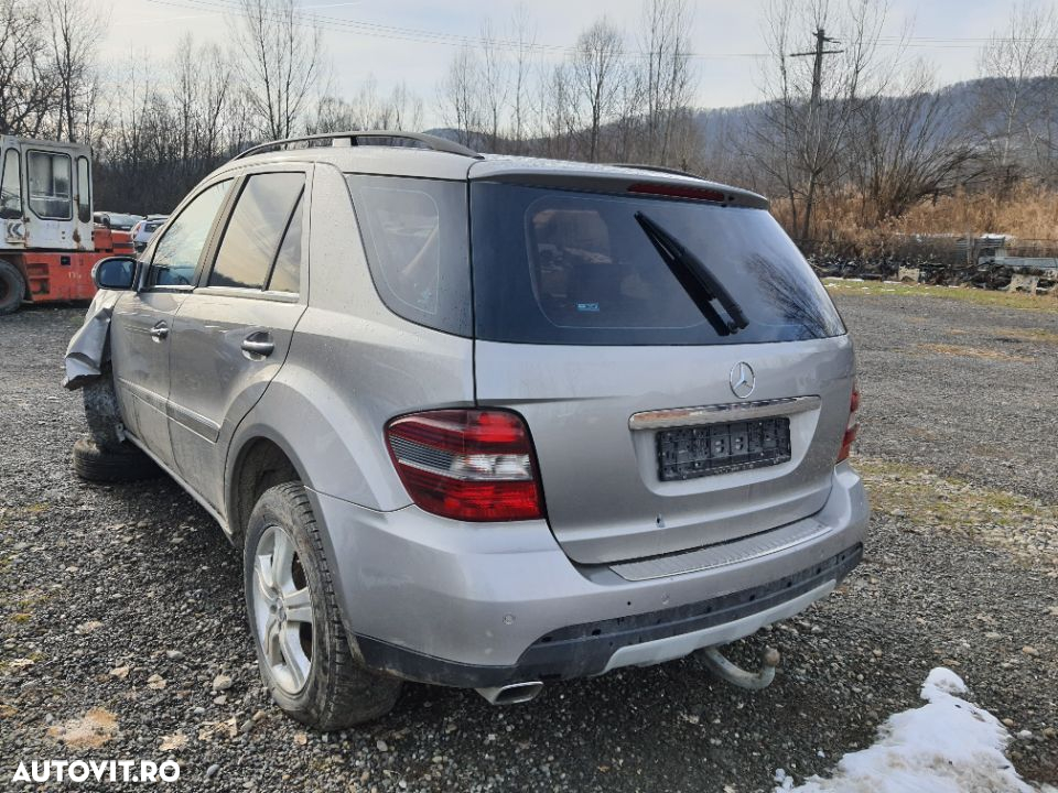 Motor  Mercedes ML 320  3.0 CTDI 6v an 2007 avariat - 4