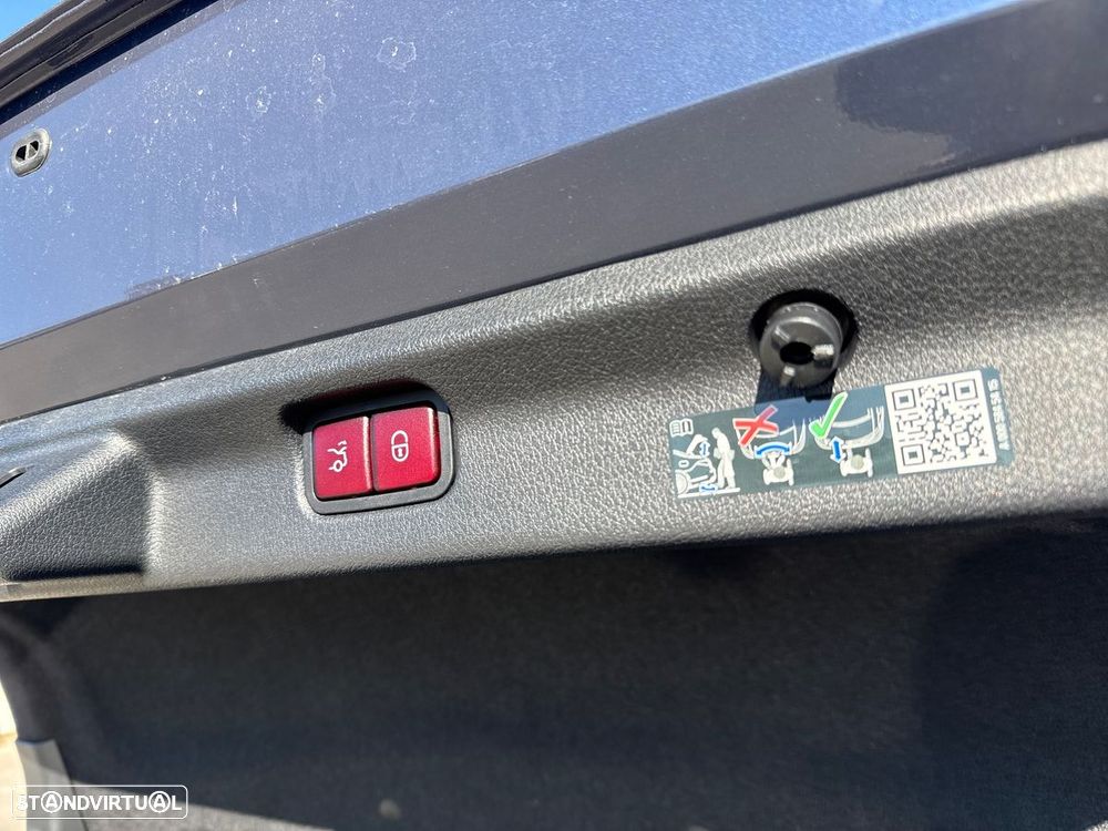 Mercedes-Benz EQE 350+ - 19