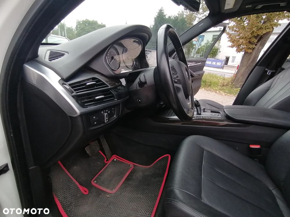BMW X5 xDrive35i - 29