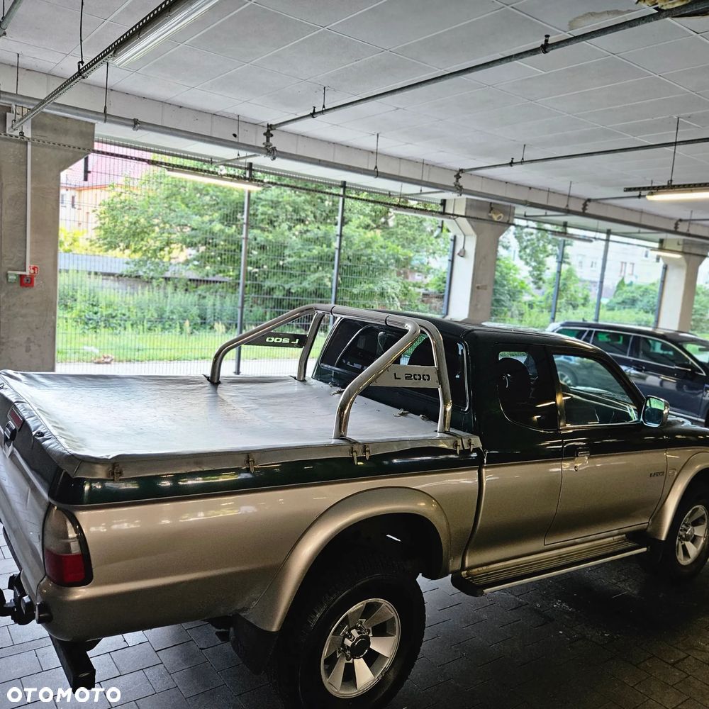 Mitsubishi L200 Pick Up 4x4 Intense Club Cab - 29