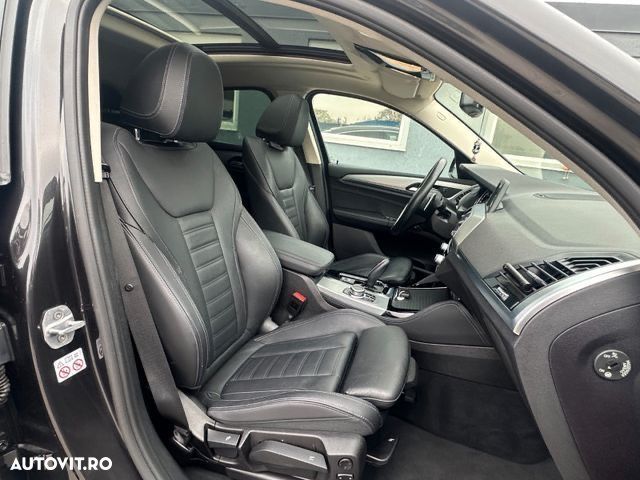 BMW X4 xDrive20d Aut. xLine - 32