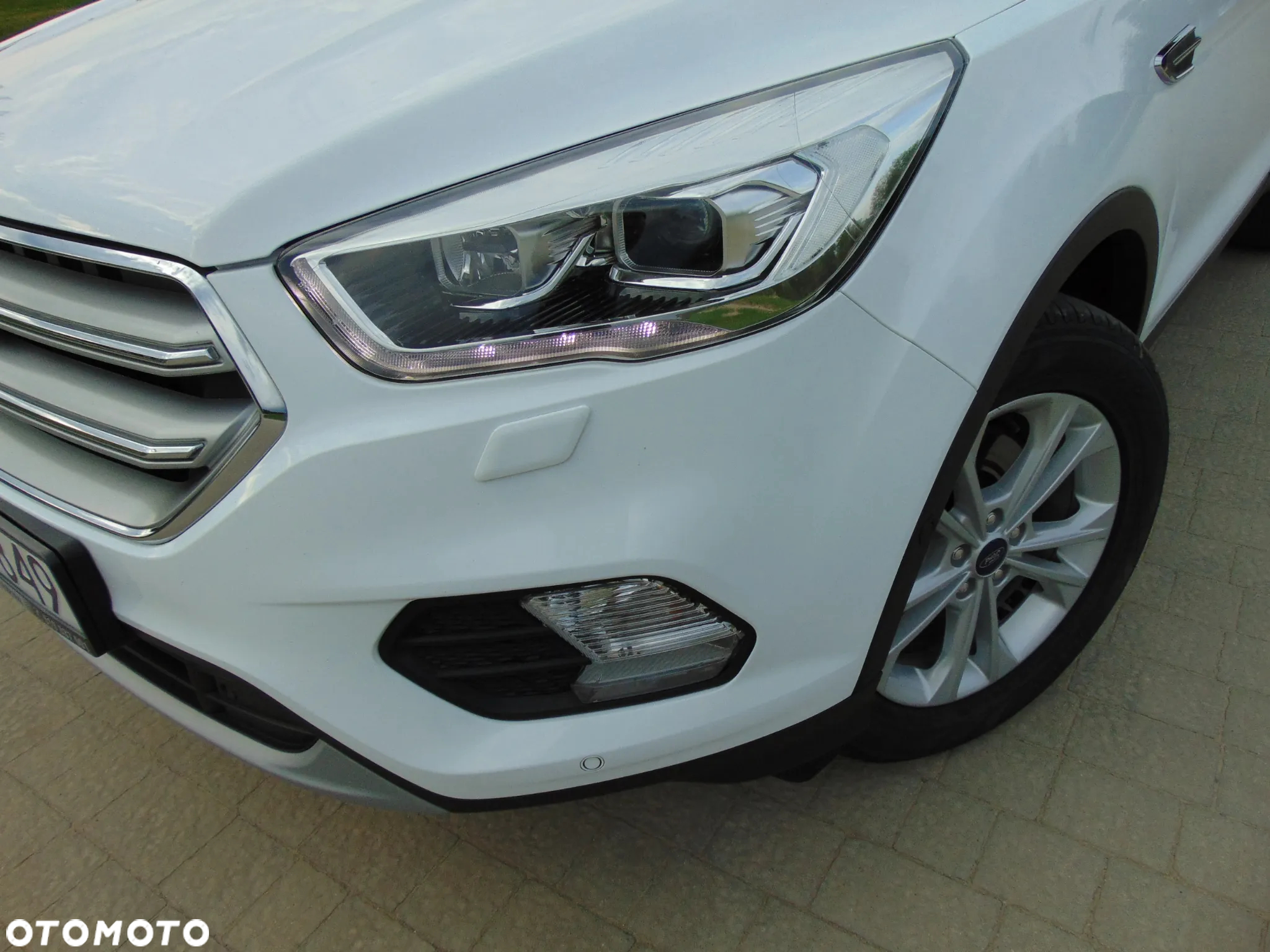 Ford Kuga 2.0 TDCi FWD Titanium - 39