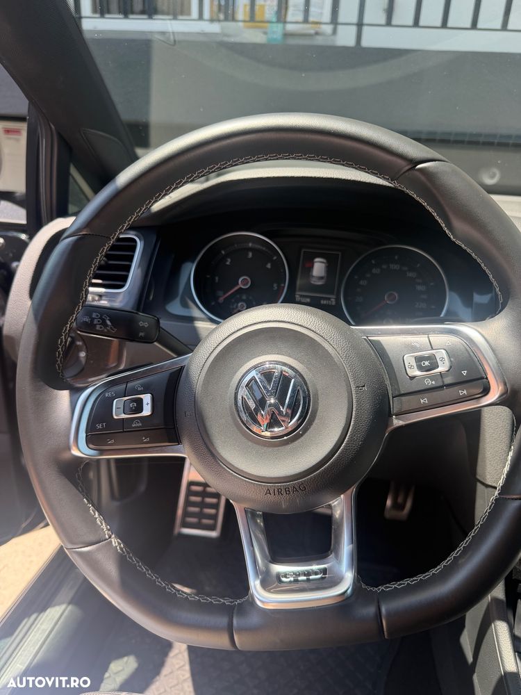 Volkswagen Golf GTD 2.0 TDI SCR DSG - 7
