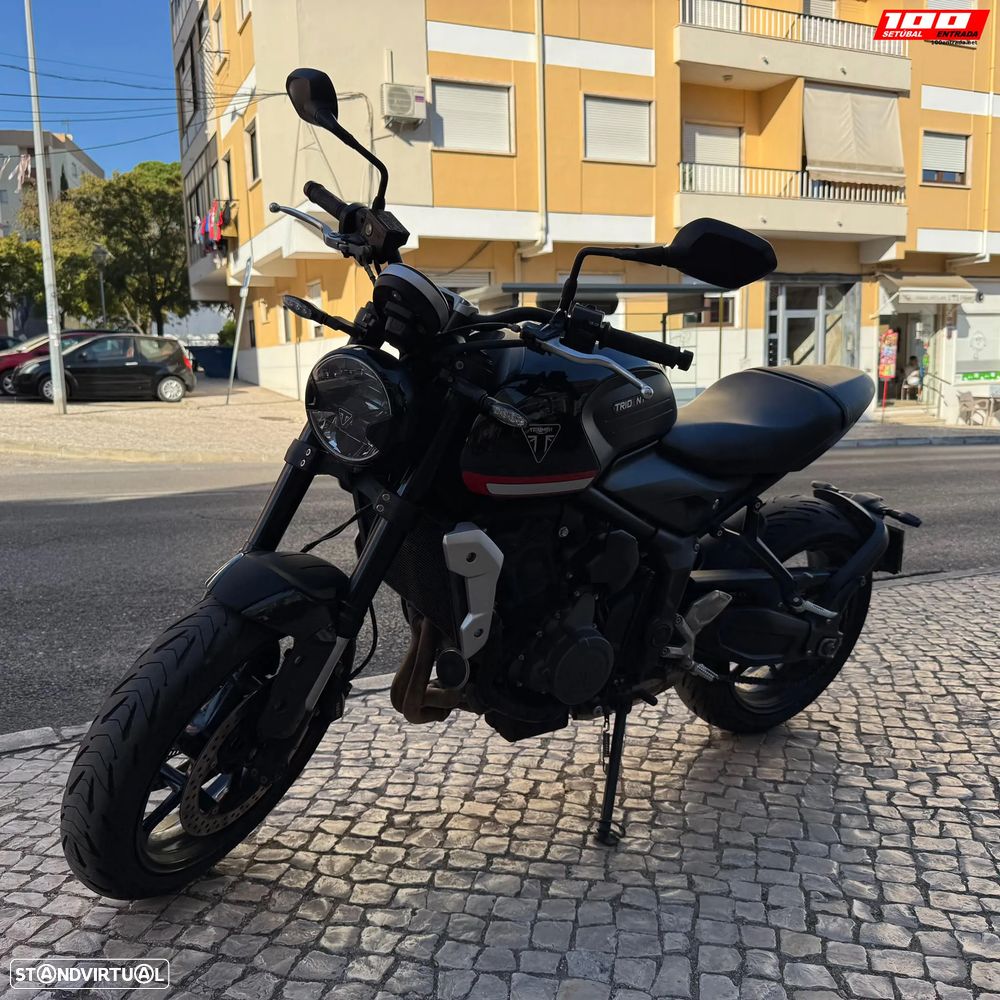Triumph Trident 660 - 1